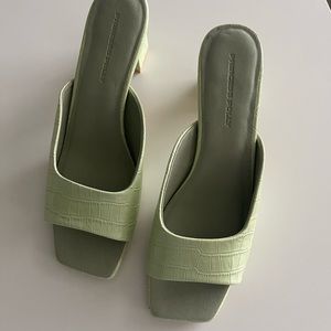 PRINCESS POLLY SNAKE PRINT HEELS